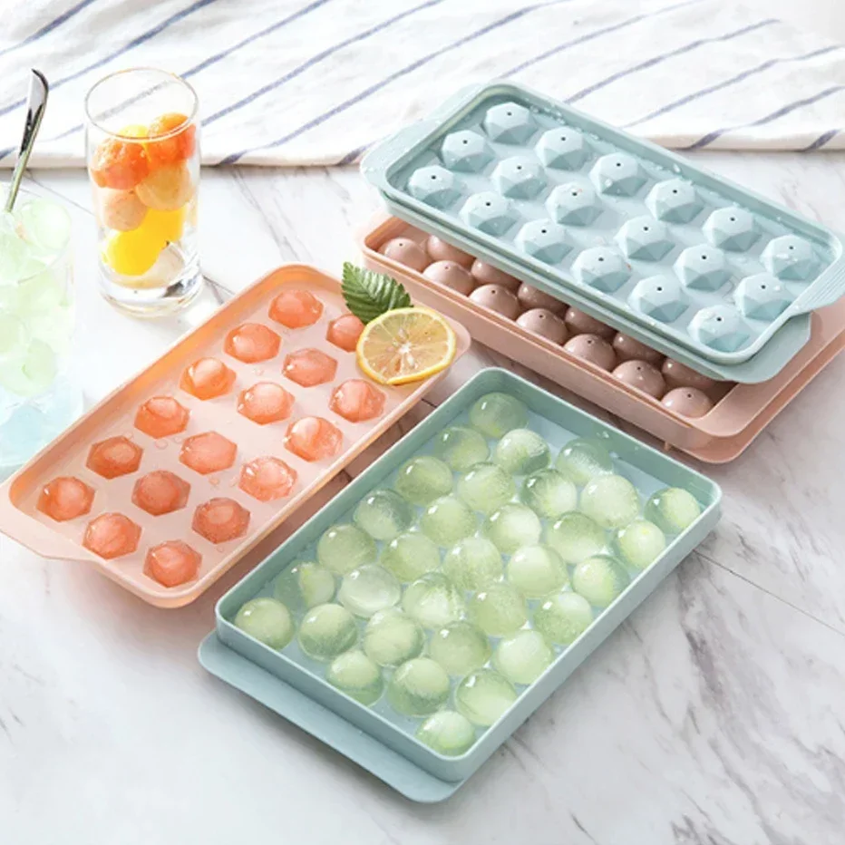 ラウンドアイスキューブトレイクリエイティブホッケーボールメー - Home Cooking Appliances のレビューと価格
